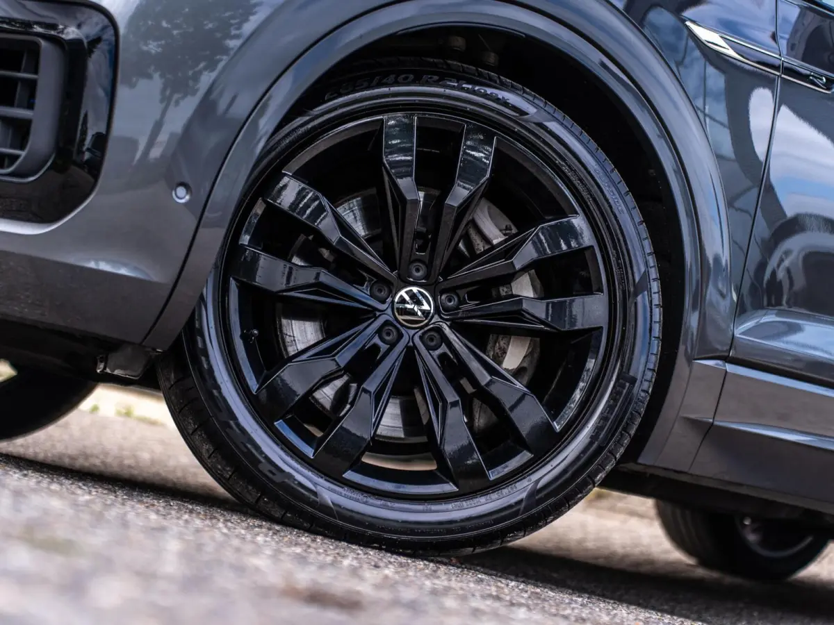 3.0 TSI eHybrid R-Line|PANO|MASSAGE|HUD