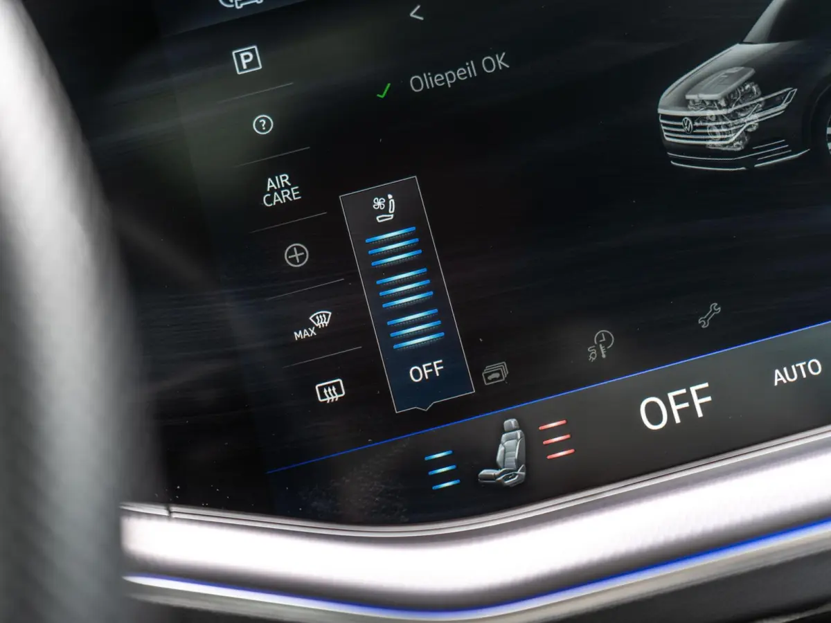 3.0 TSI eHybrid R-Line|PANO|MASSAGE|HUD