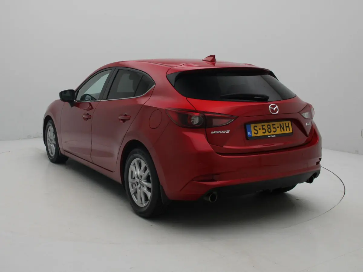 2.0 SkyActiv-G 120 SkyLease+ | Automaat | Stoelverwarming | Stuurverwarming | Navigatie | Climate Control |