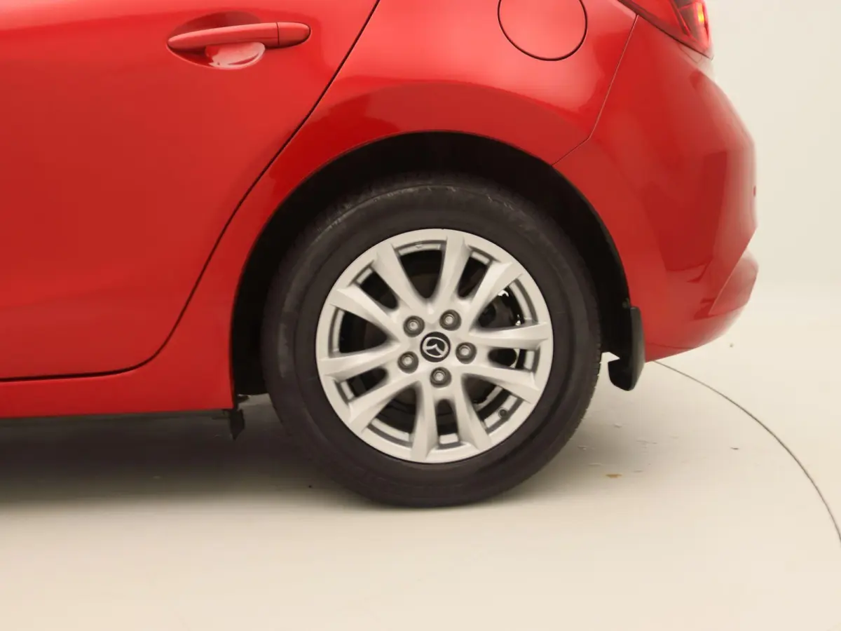 2.0 SkyActiv-G 120 SkyLease+ | Automaat | Stoelverwarming | Stuurverwarming | Navigatie | Climate Control |