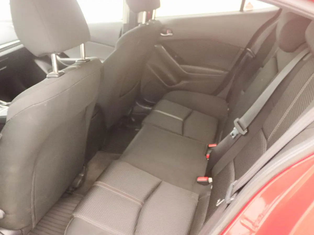 2.0 SkyActiv-G 120 SkyLease+ | Automaat | Stoelverwarming | Stuurverwarming | Navigatie | Climate Control |