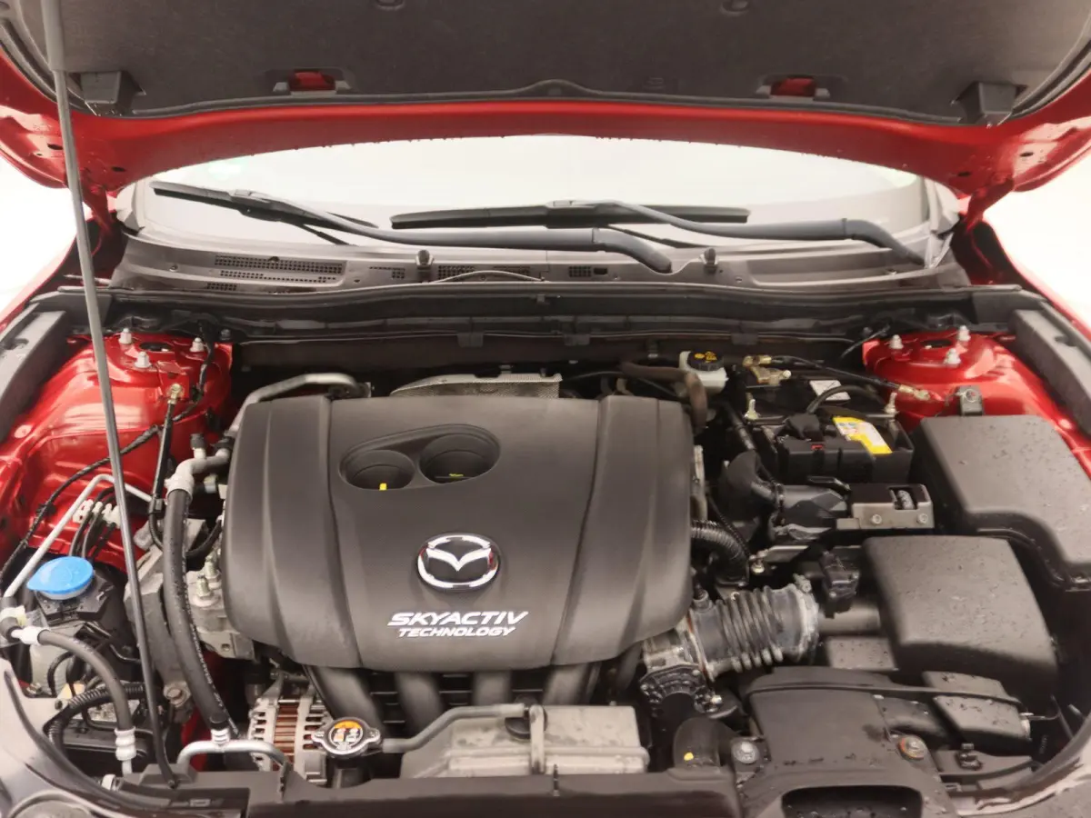 2.0 SkyActiv-G 120 SkyLease+ | Automaat | Stoelverwarming | Stuurverwarming | Navigatie | Climate Control |