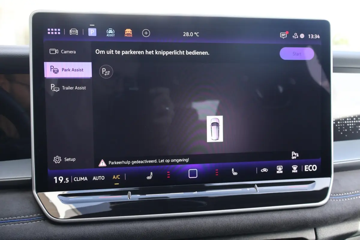1.5 eHybrid 272pk R-Line Edition | SoH 100% | Trekhaak | Panoramadak | 360 Camera | Head-up Display