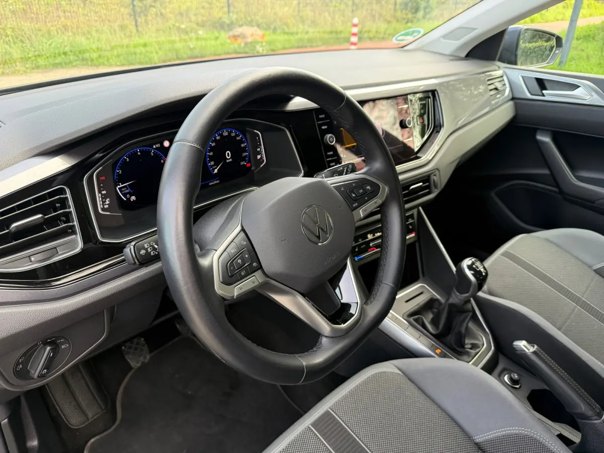 1.0 TSI Life IQ I CAMERA I CARPLAY I VIRTUAL I PDC I CLIMA I VOL VOL