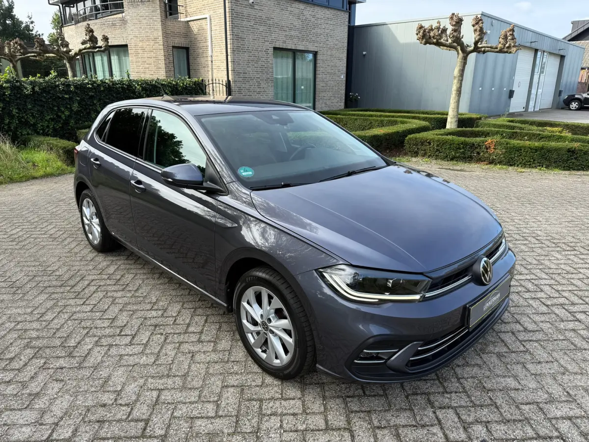 1.0 TSI Life IQ I CAMERA I CARPLAY I VIRTUAL I PDC I CLIMA I VOL VOL