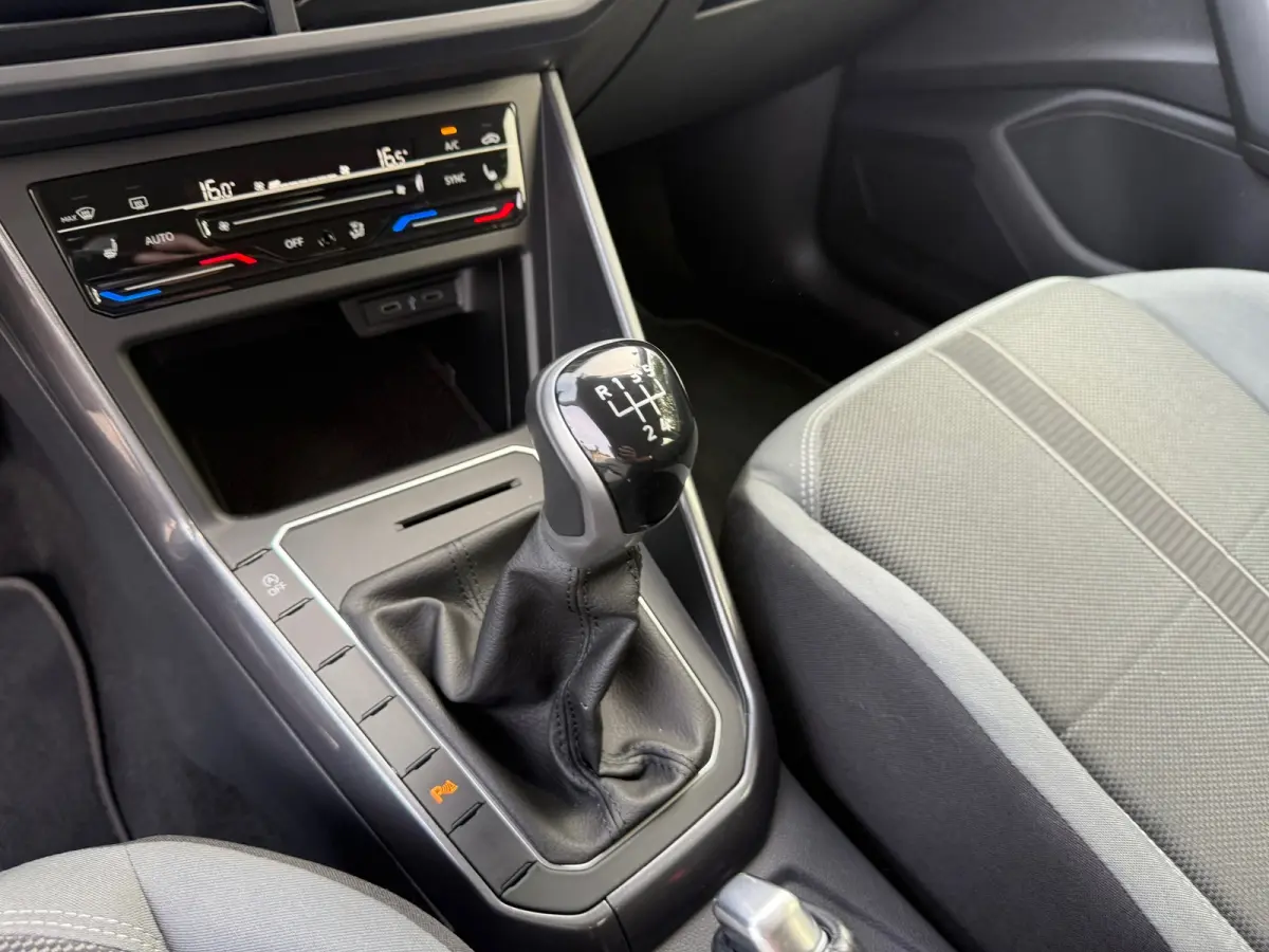 1.0 TSI Life IQ I CAMERA I CARPLAY I VIRTUAL I PDC I CLIMA I VOL VOL