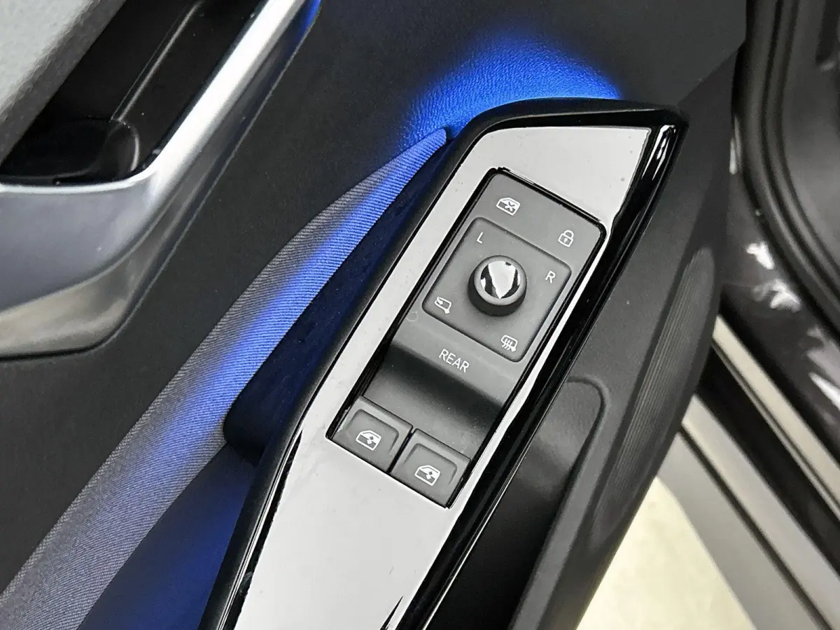 PRO 58 kWh | 204 PK | SoH 89.4% | Apple Carplay / Android Auto | Stoelverwarming | Stuurverwarming | Adaptieve Cruise Control |