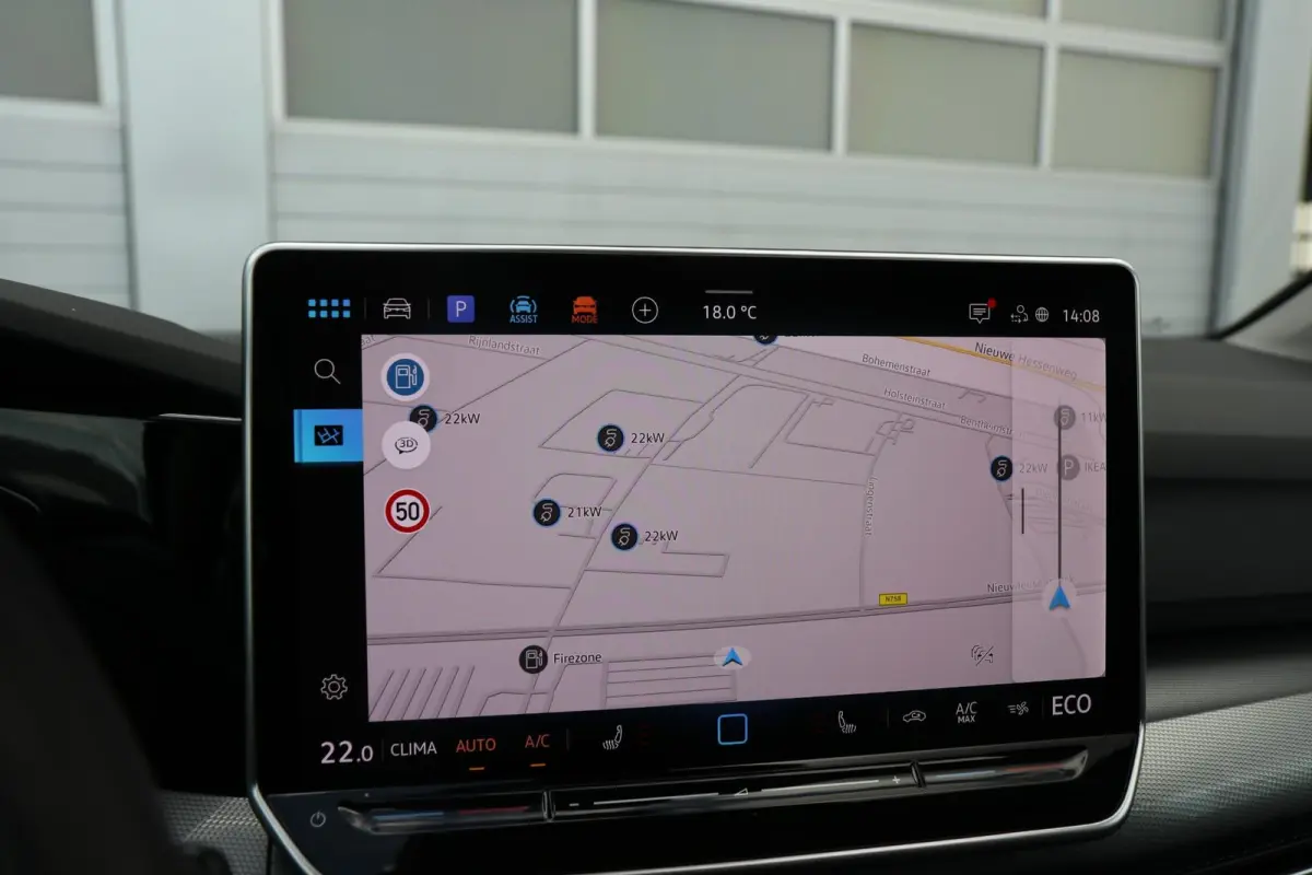 1.5 eHybrid 204pk Style | Panoramadak  | Stoelverwarming | Head-up Display | 360 Camera | Trekhaak Wegklapbaar
