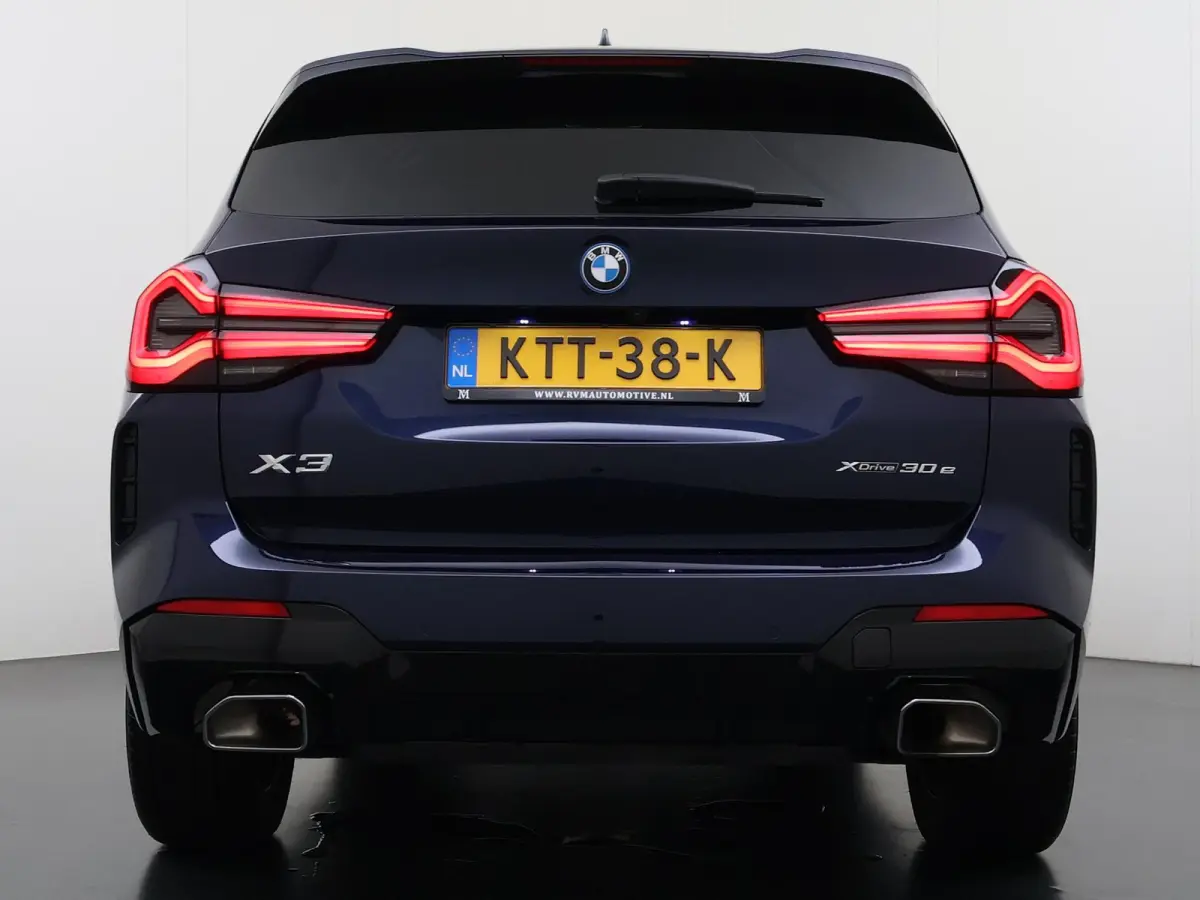 xDrive30e APPLE CAR./ANDROID AUTO | ELECT. ACHTERKLEP | STOEL VERW. | CRUISE CONTR. |
