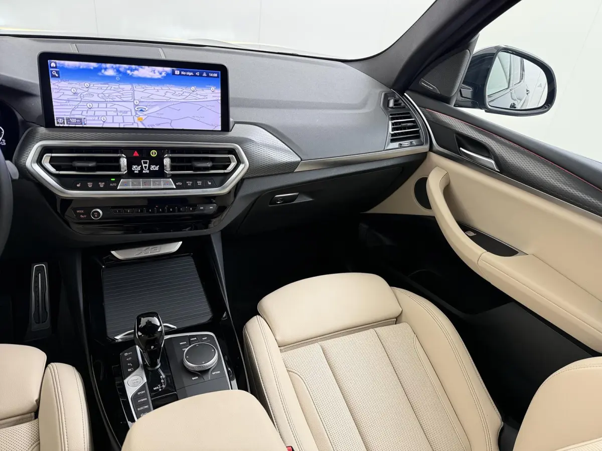 xDrive30e APPLE CAR./ANDROID AUTO | ELECT. ACHTERKLEP | STOEL VERW. | CRUISE CONTR. |