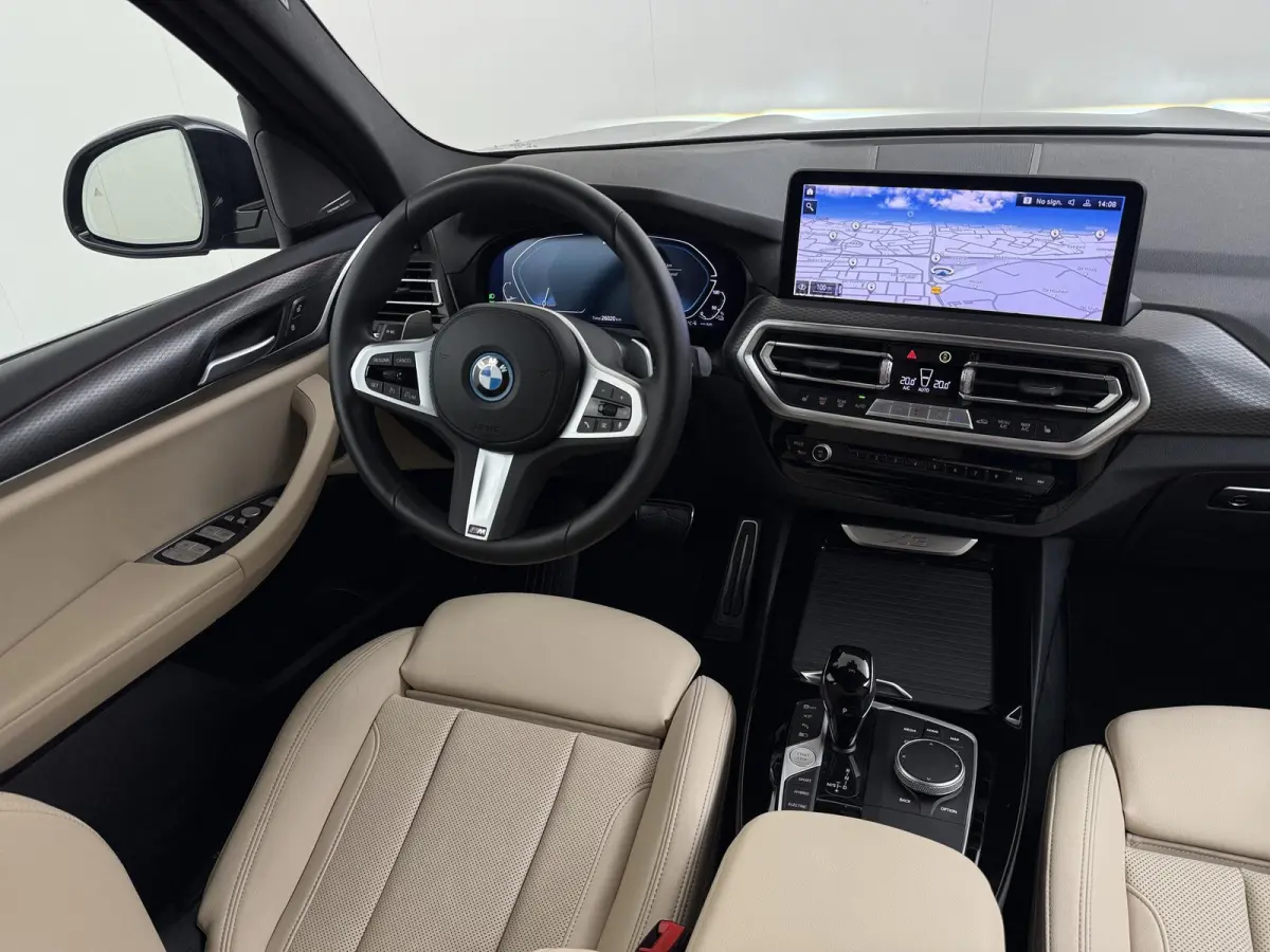 xDrive30e APPLE CAR./ANDROID AUTO | ELECT. ACHTERKLEP | STOEL VERW. | CRUISE CONTR. |