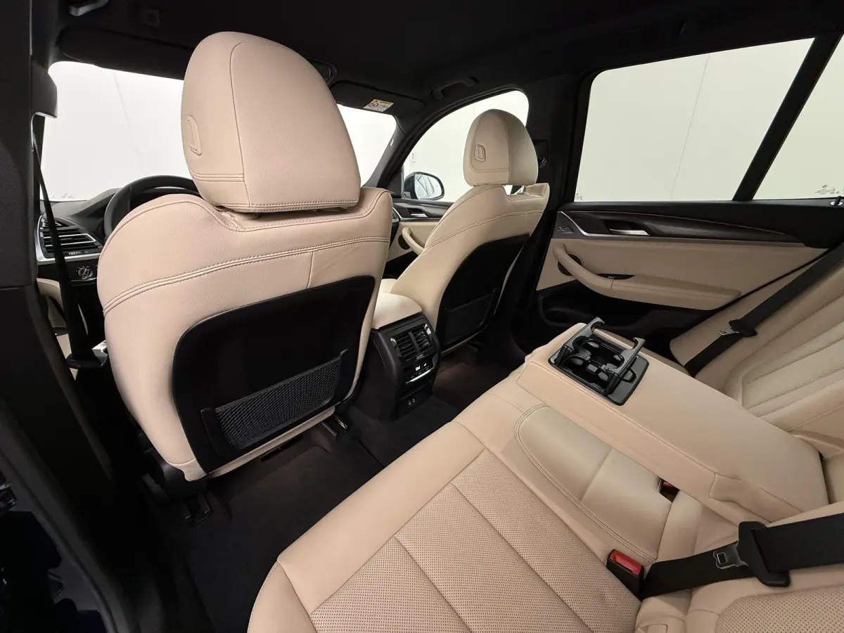 xDrive30e APPLE CAR./ANDROID AUTO | ELECT. ACHTERKLEP | STOEL VERW. | CRUISE CONTR. |