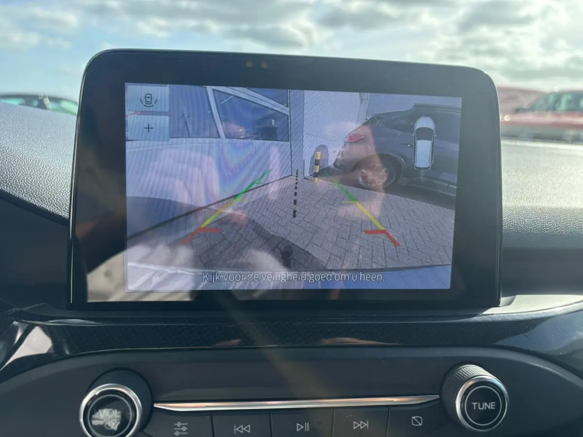 1.5 EcoBoost 150 PK ST Line | Automaat | Parkeersensoren Voor + Achter | Parkeer Camera Achter | Verwarmde Voorstoelen | Navigatie | Climate Control | Trekhaak