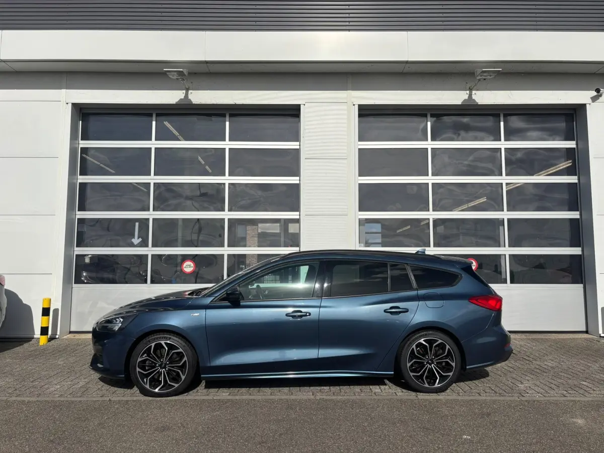 1.5 EcoBoost 150 PK ST Line | Automaat | Parkeersensoren Voor + Achter | Parkeer Camera Achter | Verwarmde Voorstoelen | Navigatie | Climate Control | Trekhaak