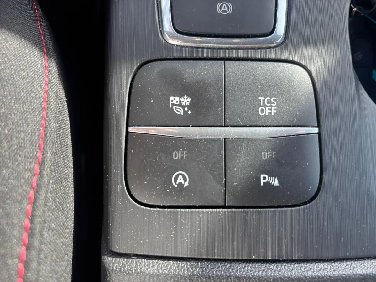 1.5 EcoBoost 150 PK ST Line | Automaat | Parkeersensoren Voor + Achter | Parkeer Camera Achter | Verwarmde Voorstoelen | Navigatie | Climate Control | Trekhaak
