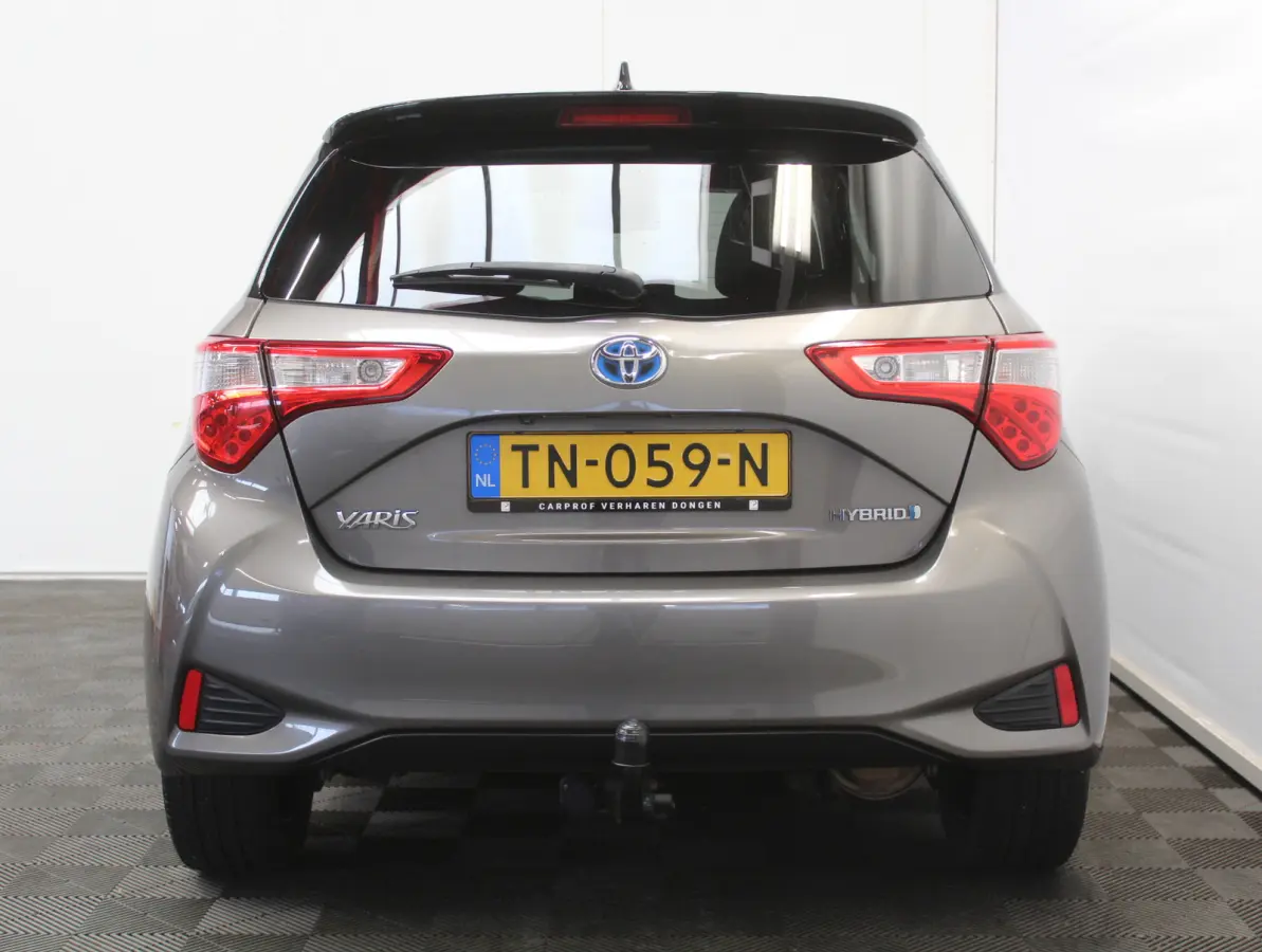 1.5 Hybrid Bi-Tone Plus CLIMATE | LMV16 | AFNBTREKHAAK | CRUISE | LED | NAVI | CAMERA | PANODAK