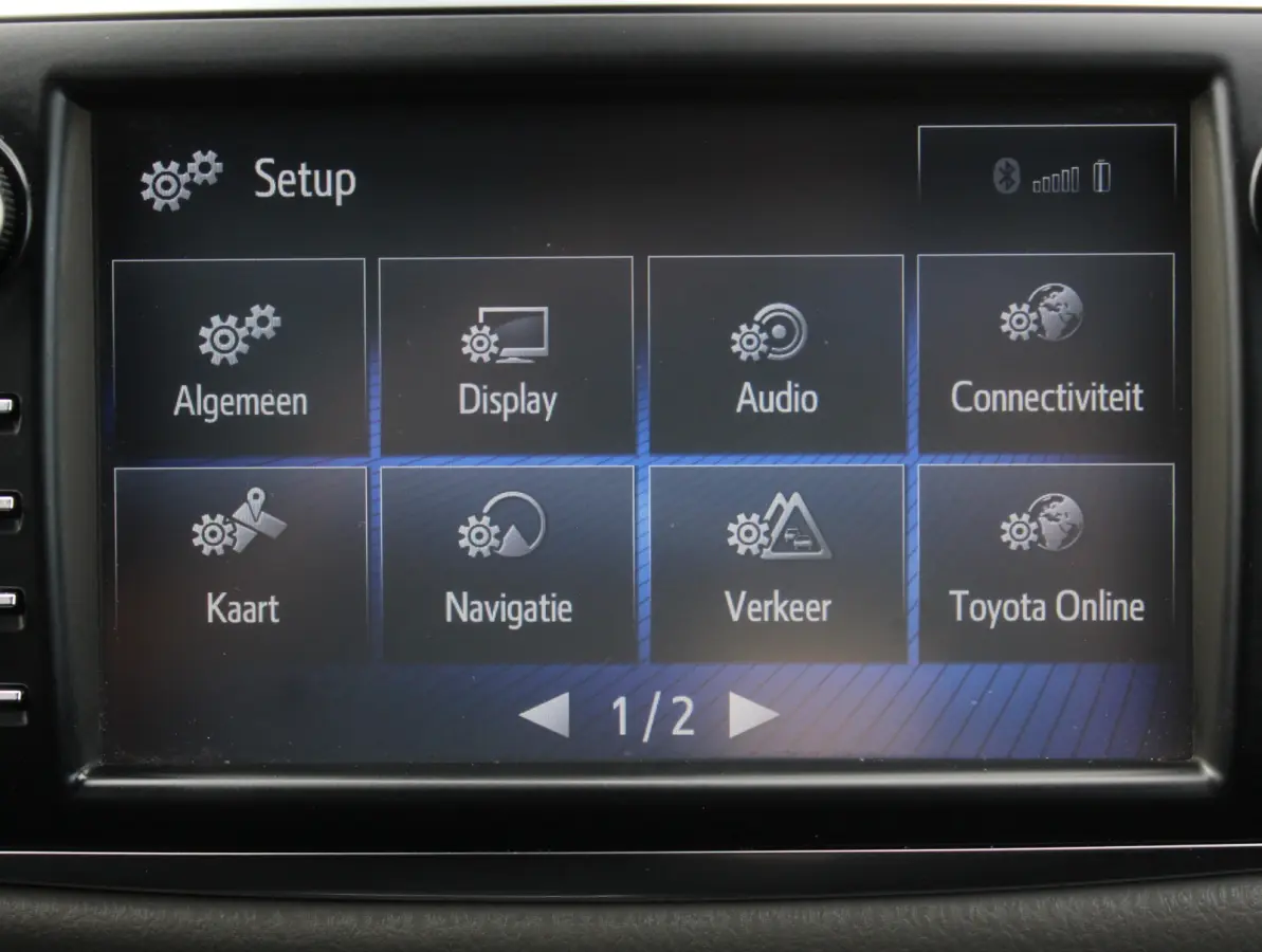 1.5 Hybrid Bi-Tone Plus CLIMATE | LMV16 | AFNBTREKHAAK | CRUISE | LED | NAVI | CAMERA | PANODAK