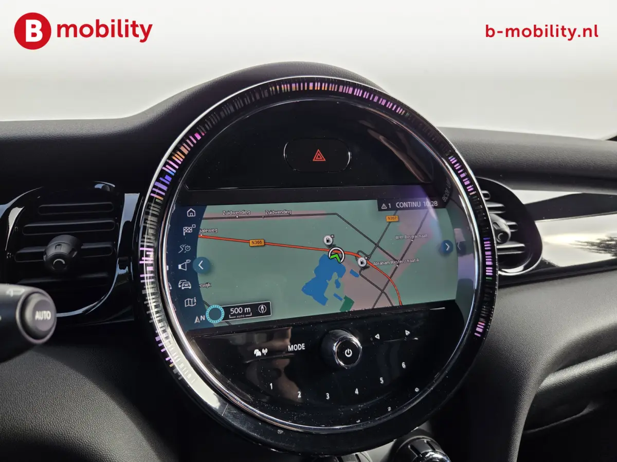 1.5 John Cooper Works 5-Drs. JCW Sportstoelen BTW Auto! | Apple CarPlay | Navigatie | DAB Audio | Cruise Control