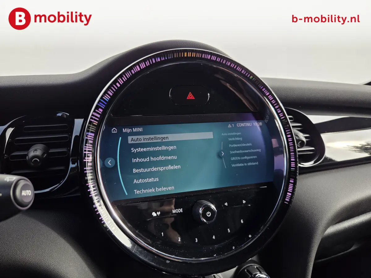 1.5 John Cooper Works 5-Drs. JCW Sportstoelen BTW Auto! | Apple CarPlay | Navigatie | DAB Audio | Cruise Control
