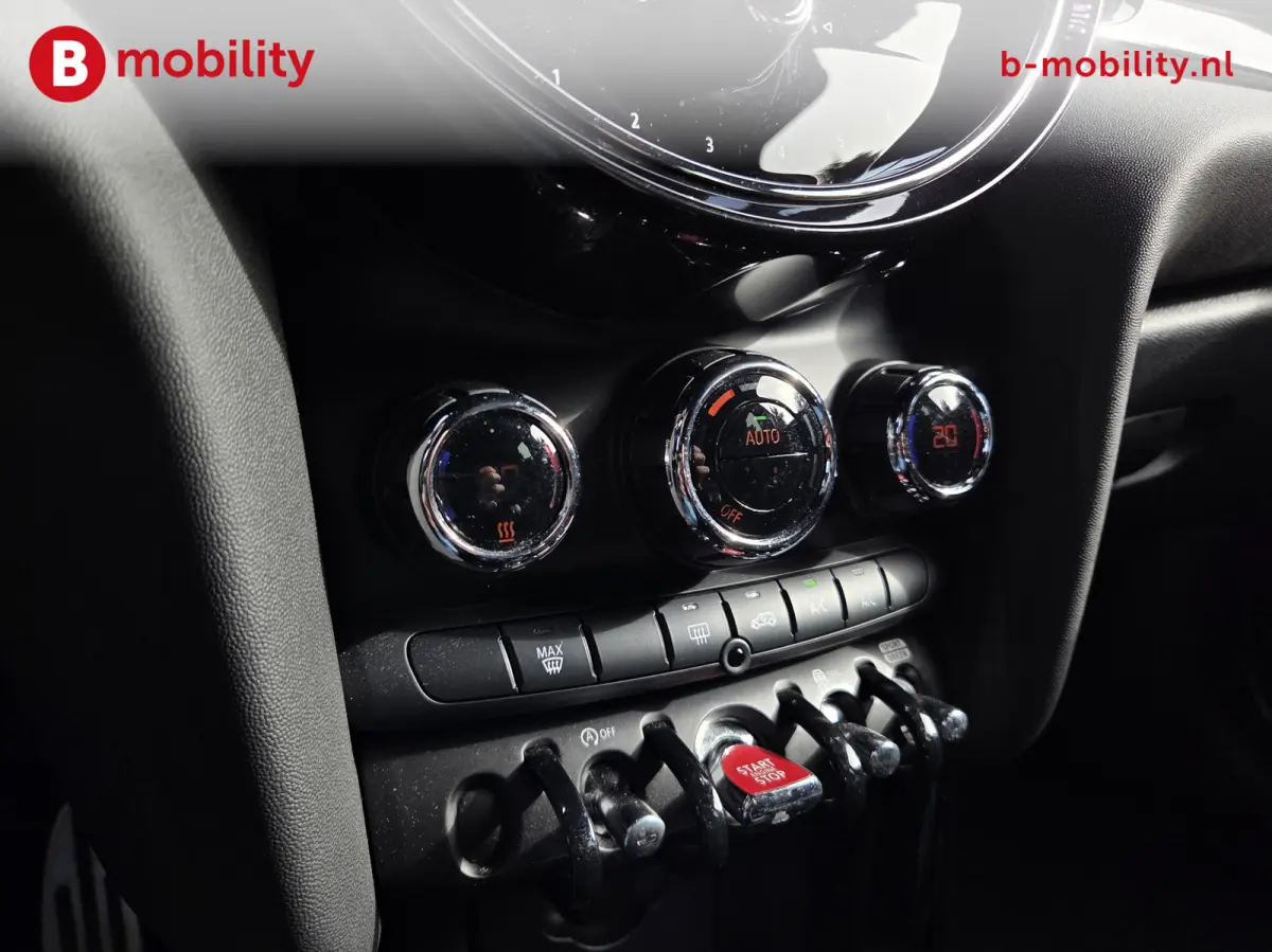 1.5 John Cooper Works 5-Drs. JCW Sportstoelen BTW Auto! | Apple CarPlay | Navigatie | DAB Audio | Cruise Control