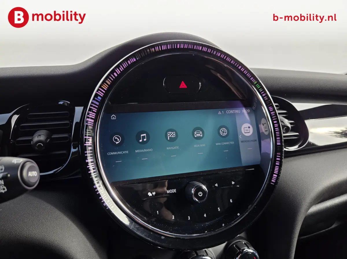 1.5 John Cooper Works 5-Drs. JCW Sportstoelen BTW Auto! | Apple CarPlay | Navigatie | DAB Audio | Cruise Control