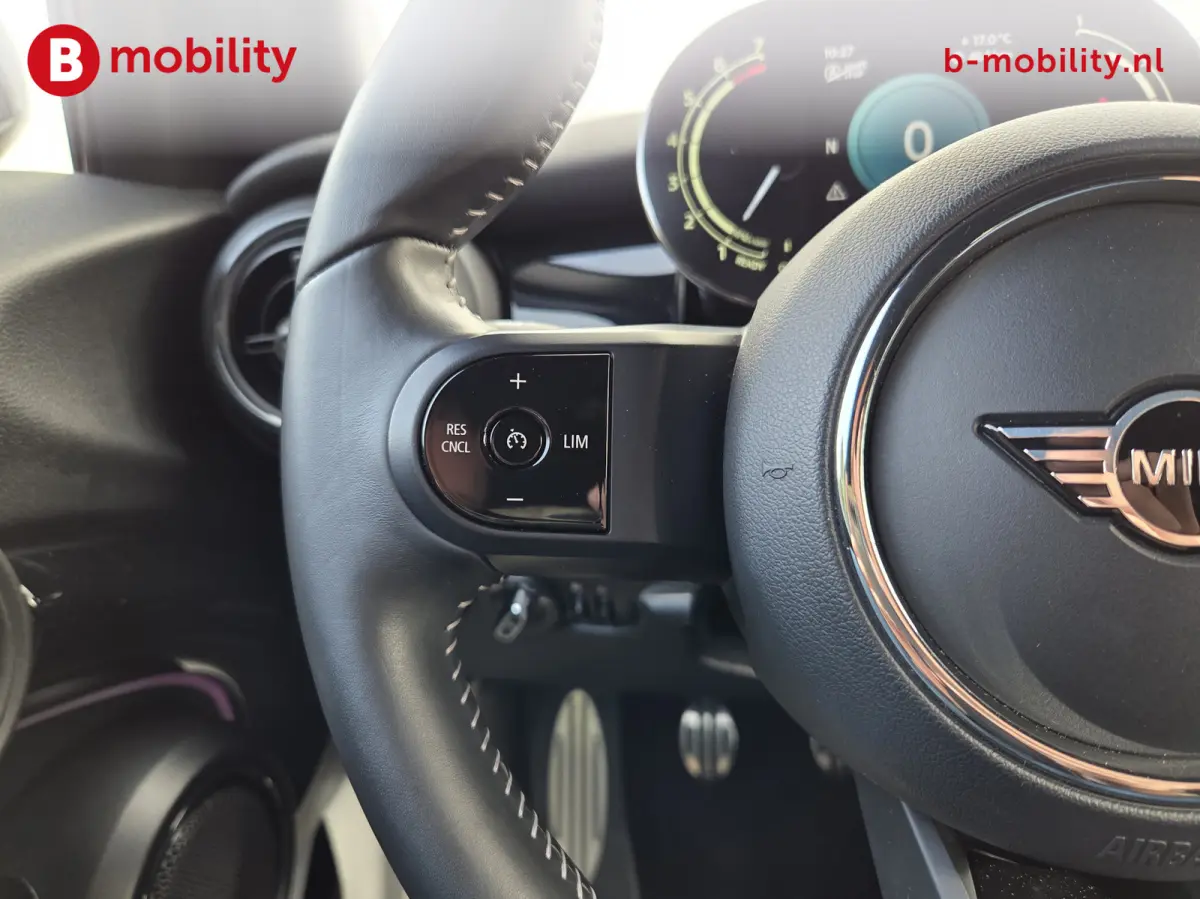 1.5 John Cooper Works 5-Drs. JCW Sportstoelen BTW Auto! | Apple CarPlay | Navigatie | DAB Audio | Cruise Control