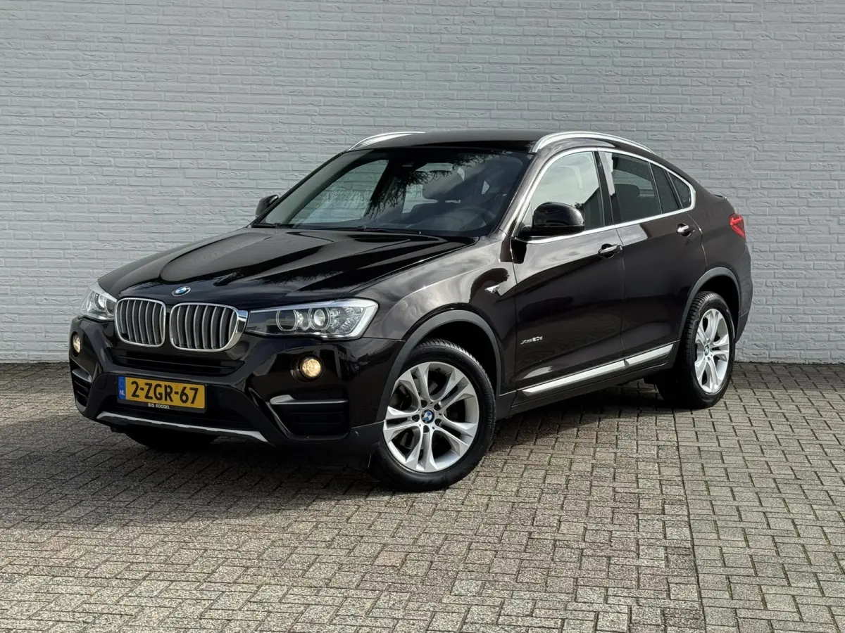 XDrive20d High Executive Automaat Navi Leder Cruise Stoelverwarming Elektr.Achterklep All-Seasonbanden