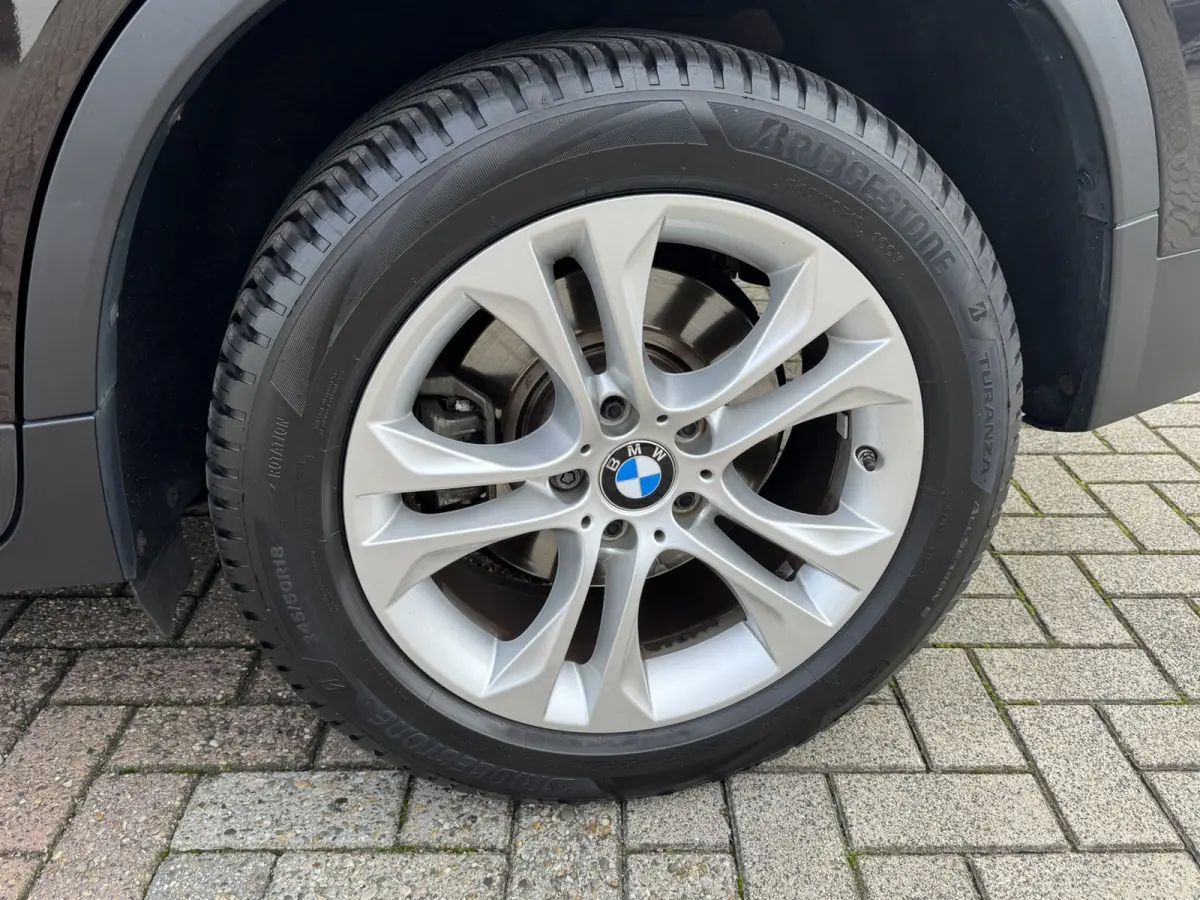 XDrive20d High Executive Automaat Navi Leder Cruise Stoelverwarming Elektr.Achterklep All-Seasonbanden
