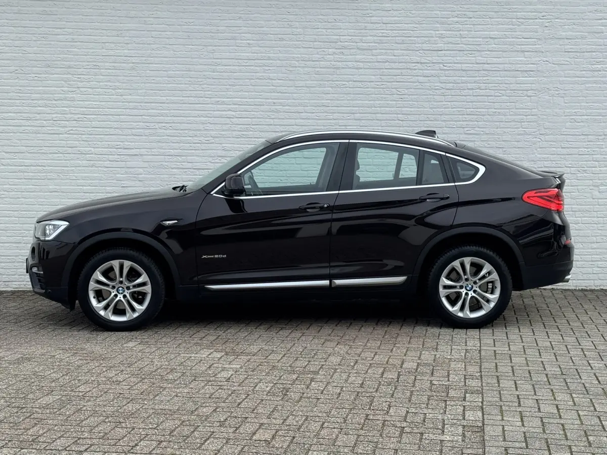 XDrive20d High Executive Automaat Navi Leder Cruise Stoelverwarming Elektr.Achterklep All-Seasonbanden