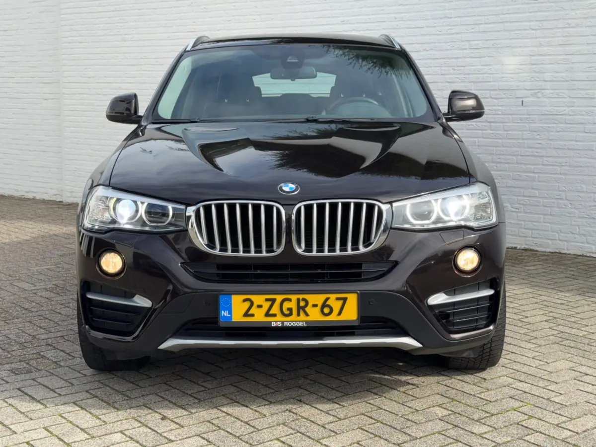 XDrive20d High Executive Automaat Navi Leder Cruise Stoelverwarming Elektr.Achterklep All-Seasonbanden