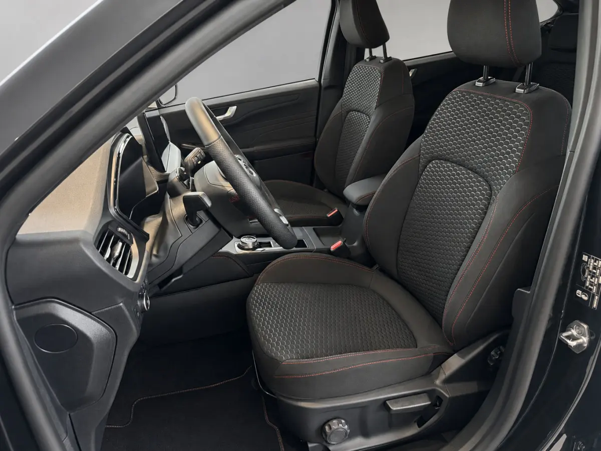 2.5 PHEV ST-Line | Nu met € 7450,- voordeel | Automaat | Trekhaak | Winterpack | All-Weather banden | PDC + Camera | Apple CarPlay + Android Auto |