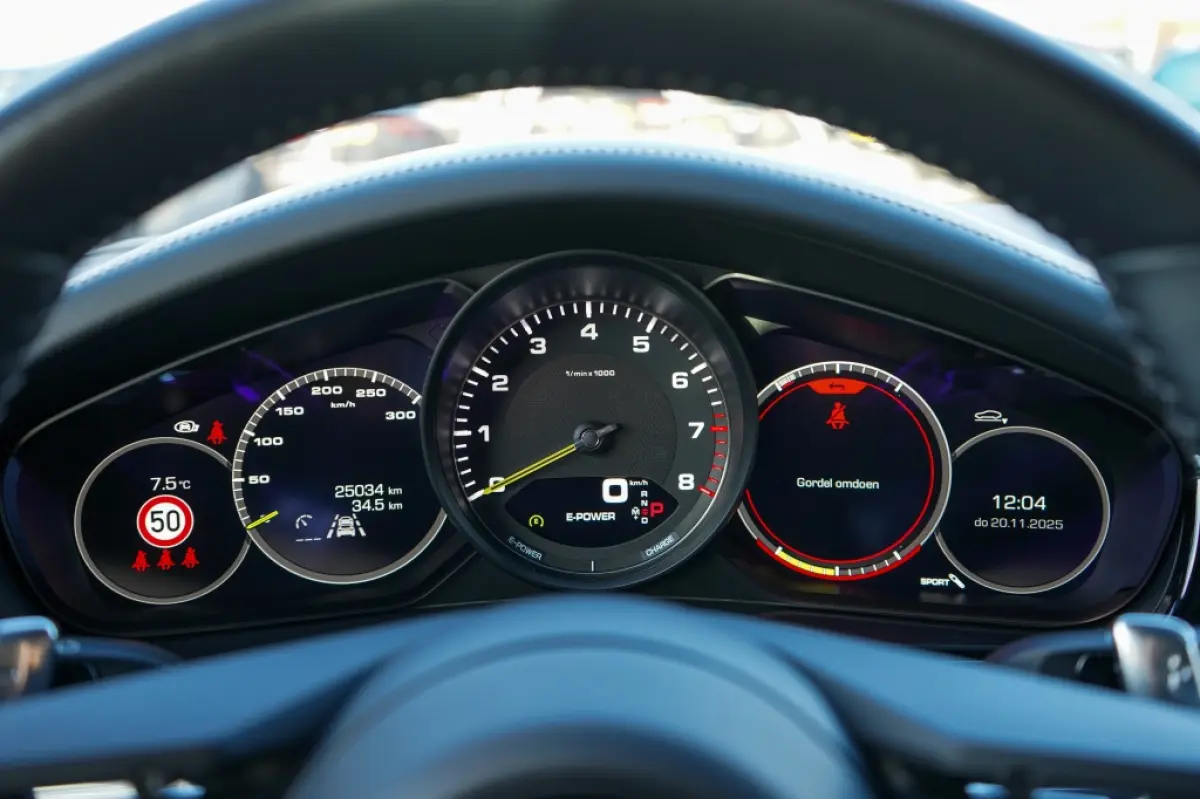 2.9 4 E-Hybrid | Pano | Bose | Adap. Cruise | Sport design