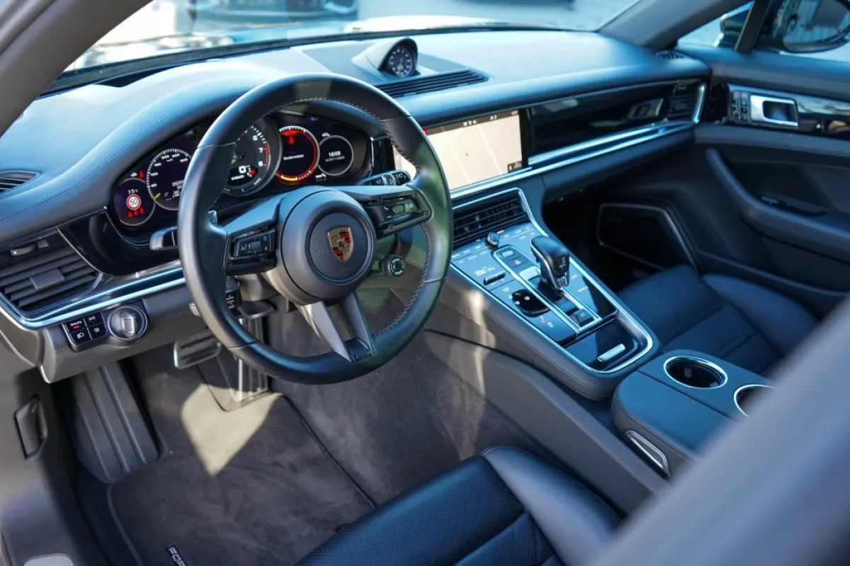 2.9 4 E-Hybrid | Pano | Bose | Adap. Cruise | Sport design