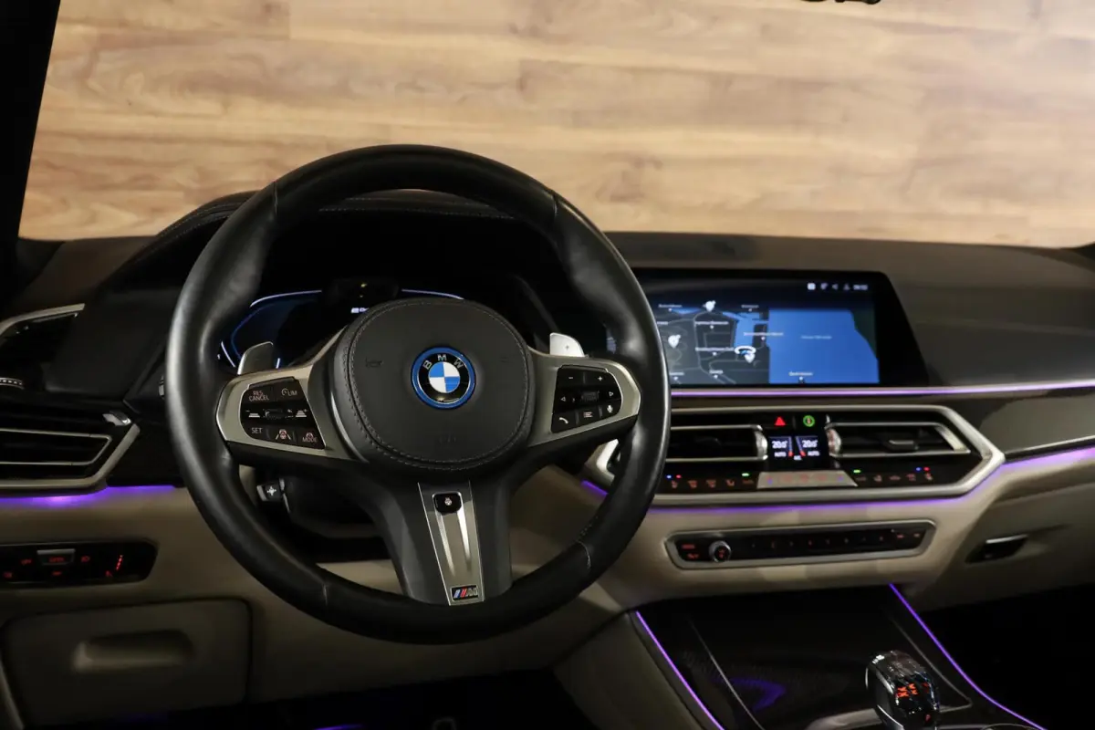 xDrive45e M-Sport|Individual|Massage|Skylounge|Ventilatie|