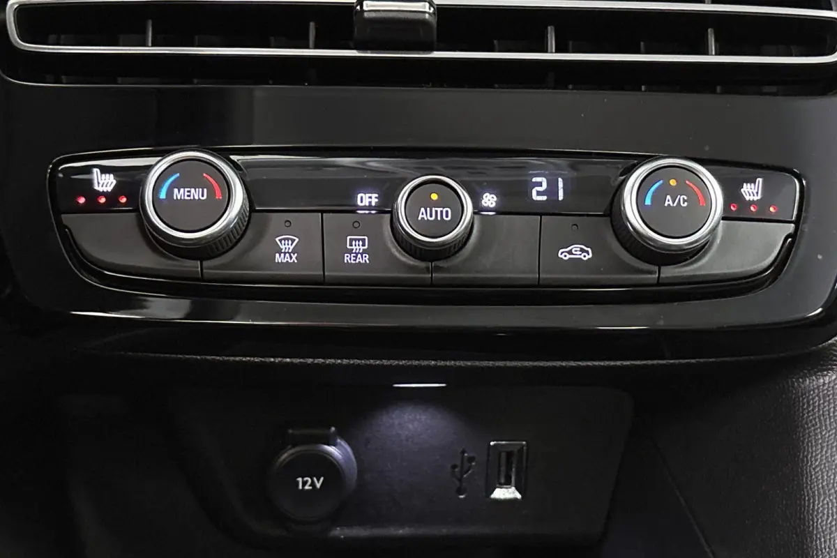 1.2 Edition Stuur/Stoelverwarming Camera Keyless Apple CarPlay