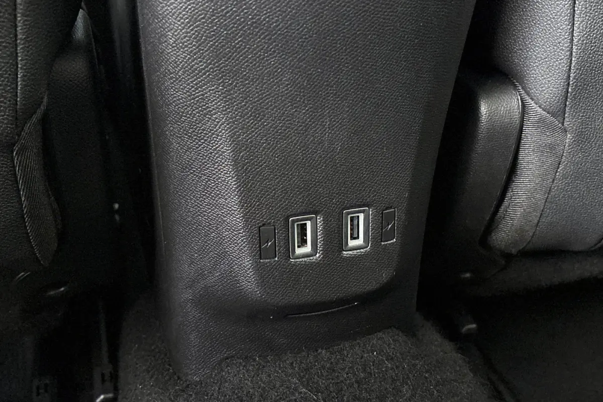 1.2 Edition Stuur/Stoelverwarming Camera Keyless Apple CarPlay