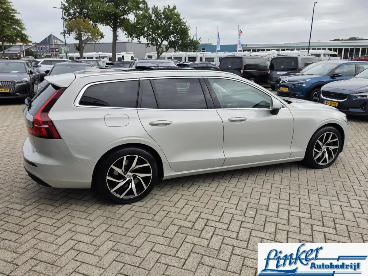 2.0 T5 Momentum Automaat|PANO|ELEKTR TREKH|NL-AUTO