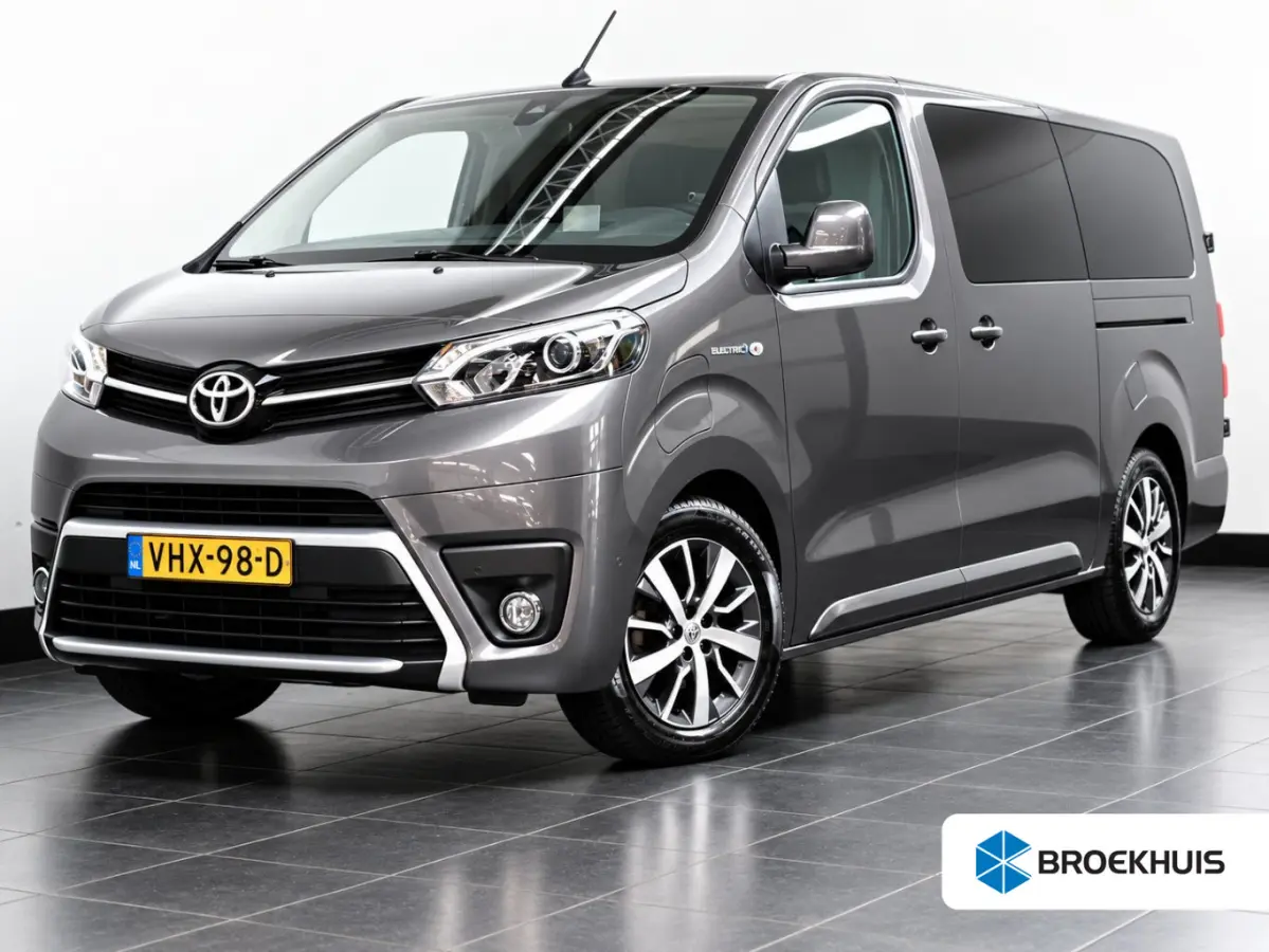 Electric 75KWH EXTRA RANGE INNOVATOR / NAVI / LEDER / CLIMA / KEYLESS / CAMERA / APPLE CARPLAY / WINTERPAKKET / 17" LMV / HUD / 1E EIGENAAR !!