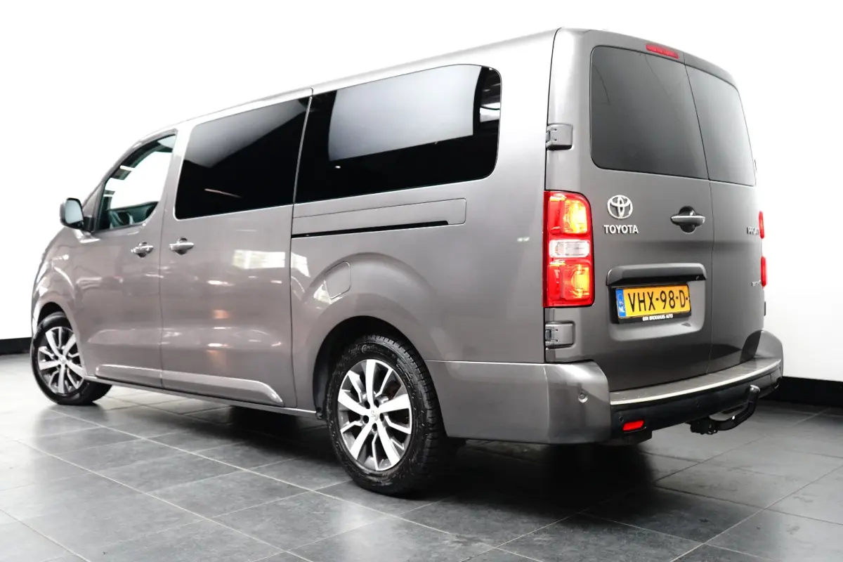 Electric 75KWH EXTRA RANGE INNOVATOR / NAVI / LEDER / CLIMA / KEYLESS / CAMERA / APPLE CARPLAY / WINTERPAKKET / 17" LMV / HUD / 1E EIGENAAR !!