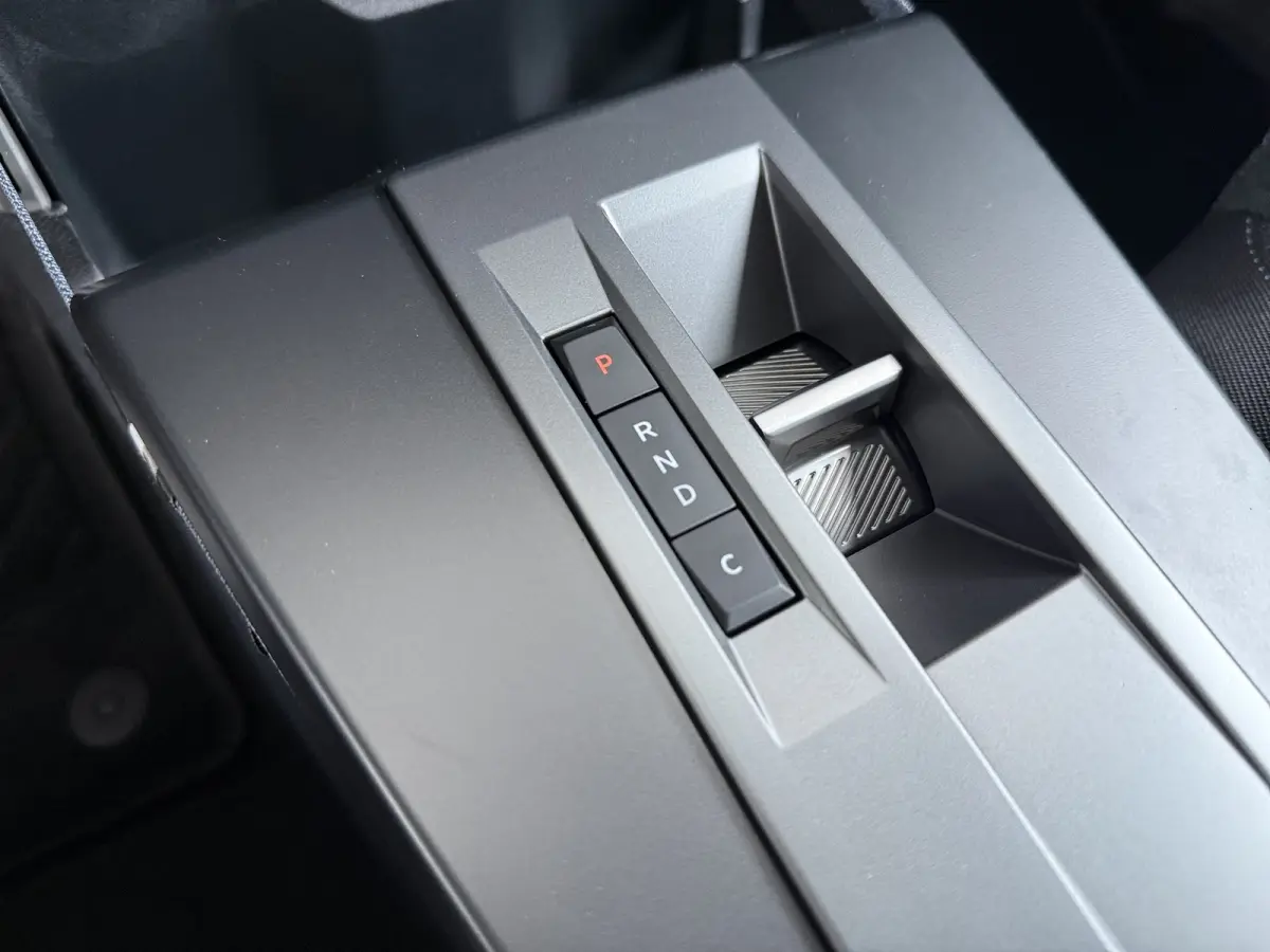 Edition 44 kWh | Incl. gratis Pro Move Wallbox! | NIEUW | Achteruitrijcamera | Airco | Cruise control