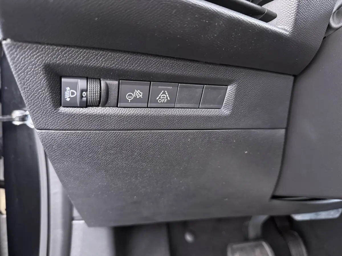 Edition 44 kWh | Incl. gratis Pro Move Wallbox! | NIEUW | Achteruitrijcamera | Airco | Cruise control