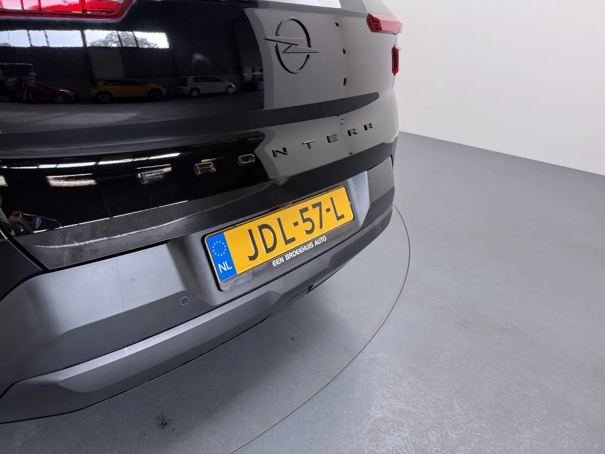 Edition 44 kWh | Incl. gratis Pro Move Wallbox! | NIEUW | Achteruitrijcamera | Airco | Cruise control