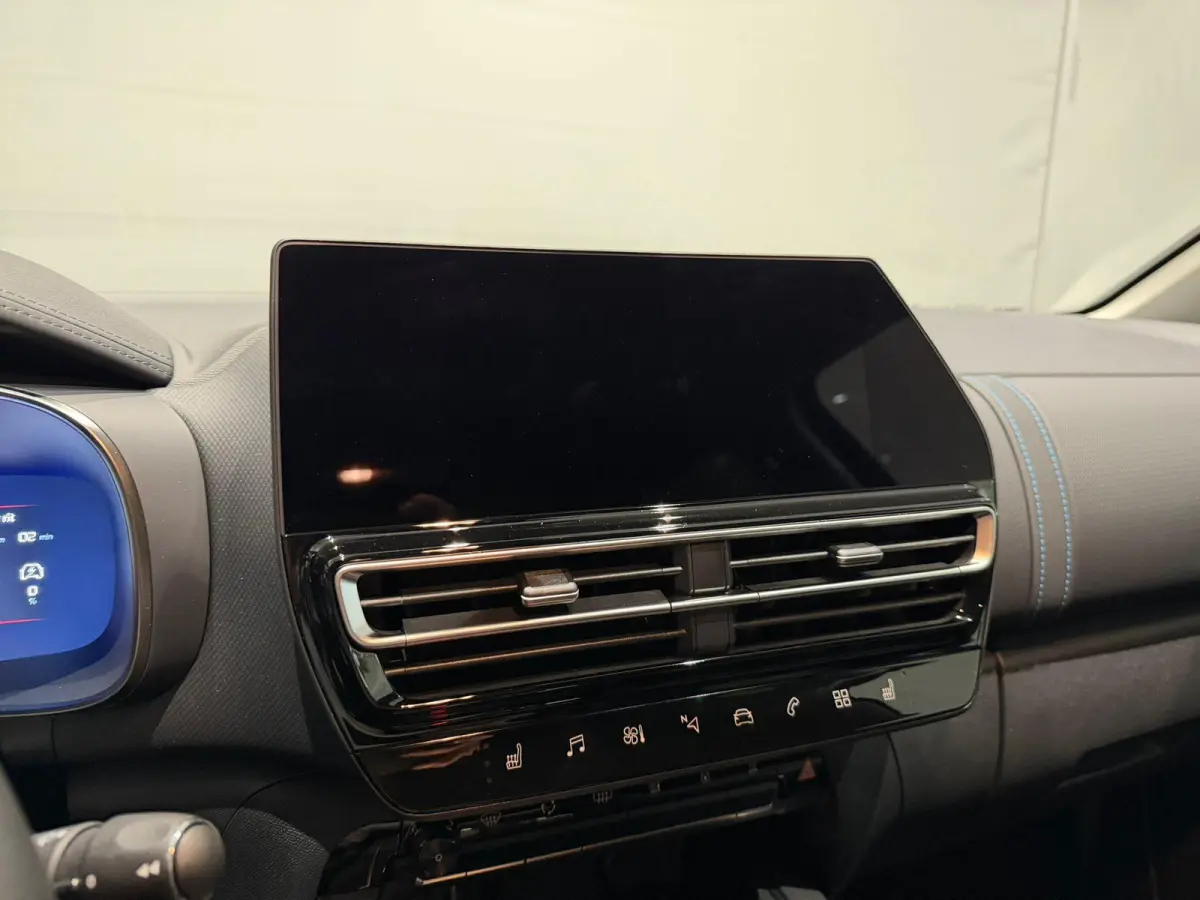 1.2 Hybrid 136 Plus