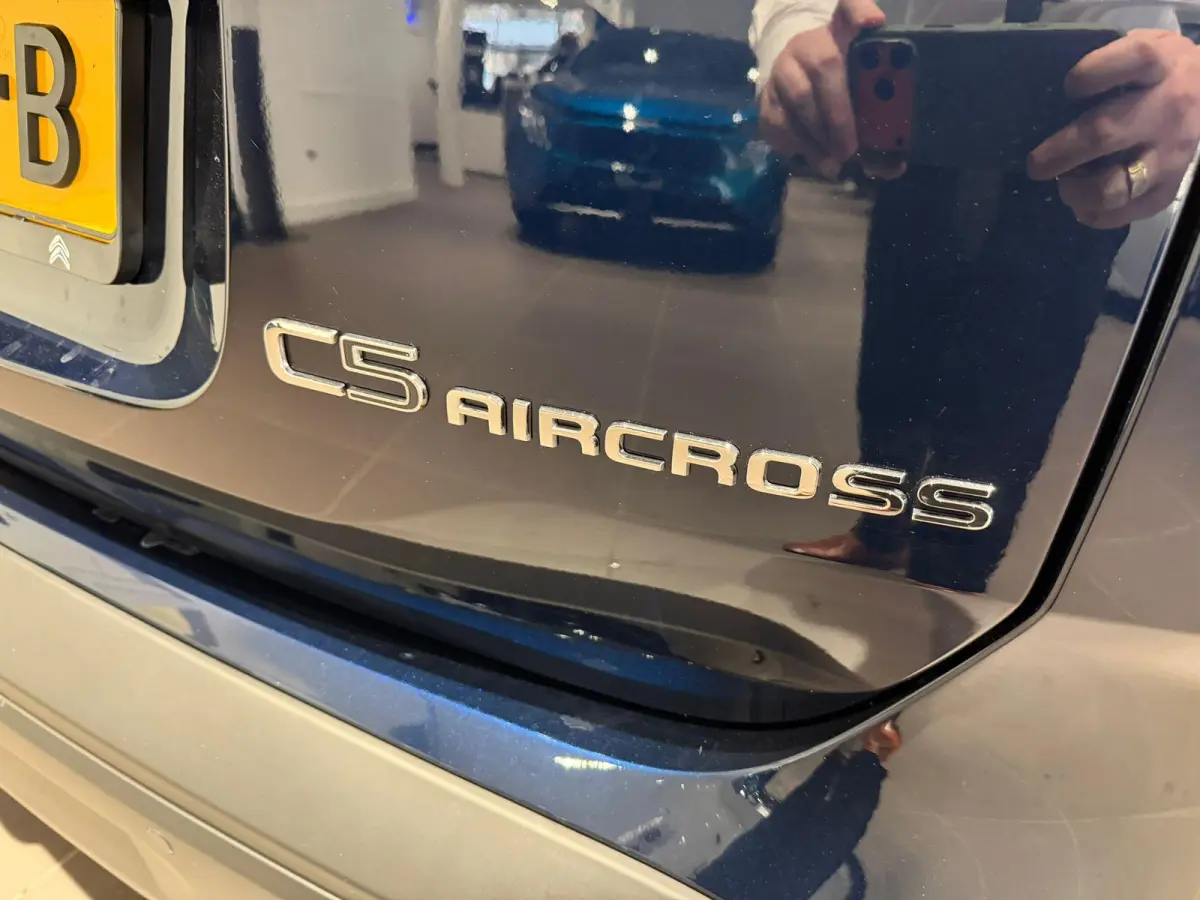 1.2 Hybrid 136 Plus