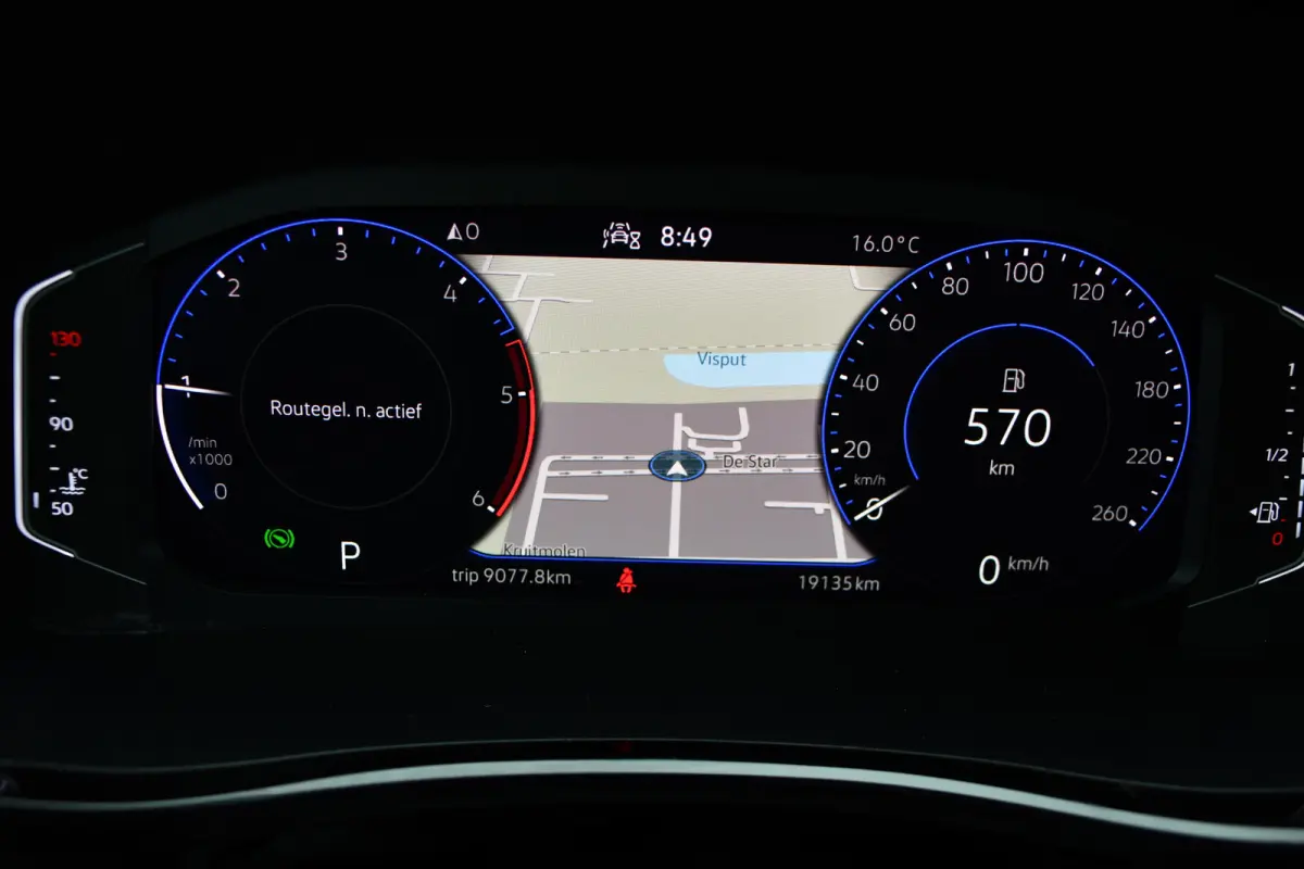 2.0 TDI L2H1 32 DC Caravelle Virtual, Adaptieve Cruise, Carplay, LED, 204pk, Stoelverwarming, Clima, Automaat, 2 x Schuifdeur, Multimedia, Uniek!
