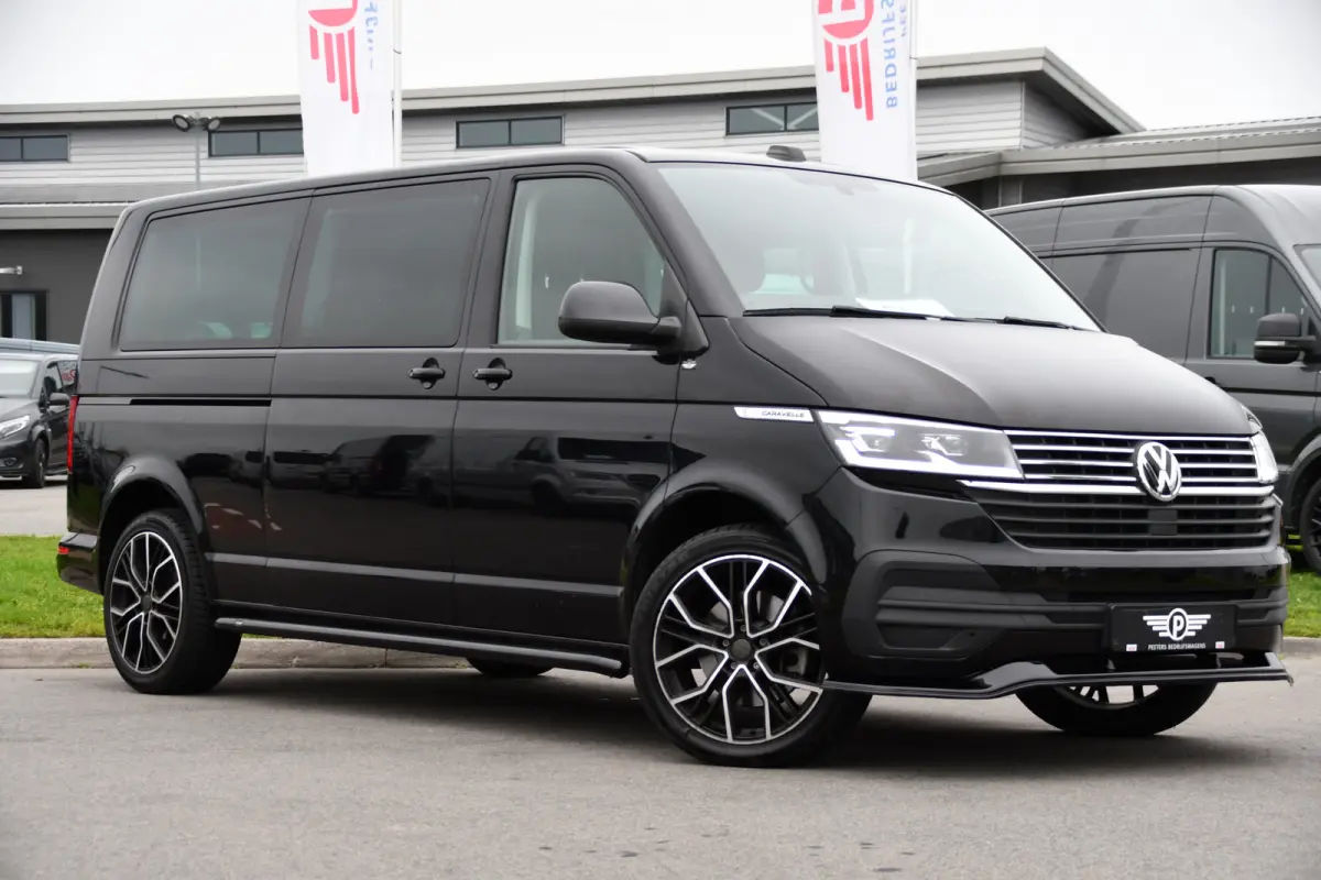 2.0 TDI L2H1 32 DC Caravelle Virtual, Adaptieve Cruise, Carplay, LED, 204pk, Stoelverwarming, Clima, Automaat, 2 x Schuifdeur, Multimedia, Uniek!