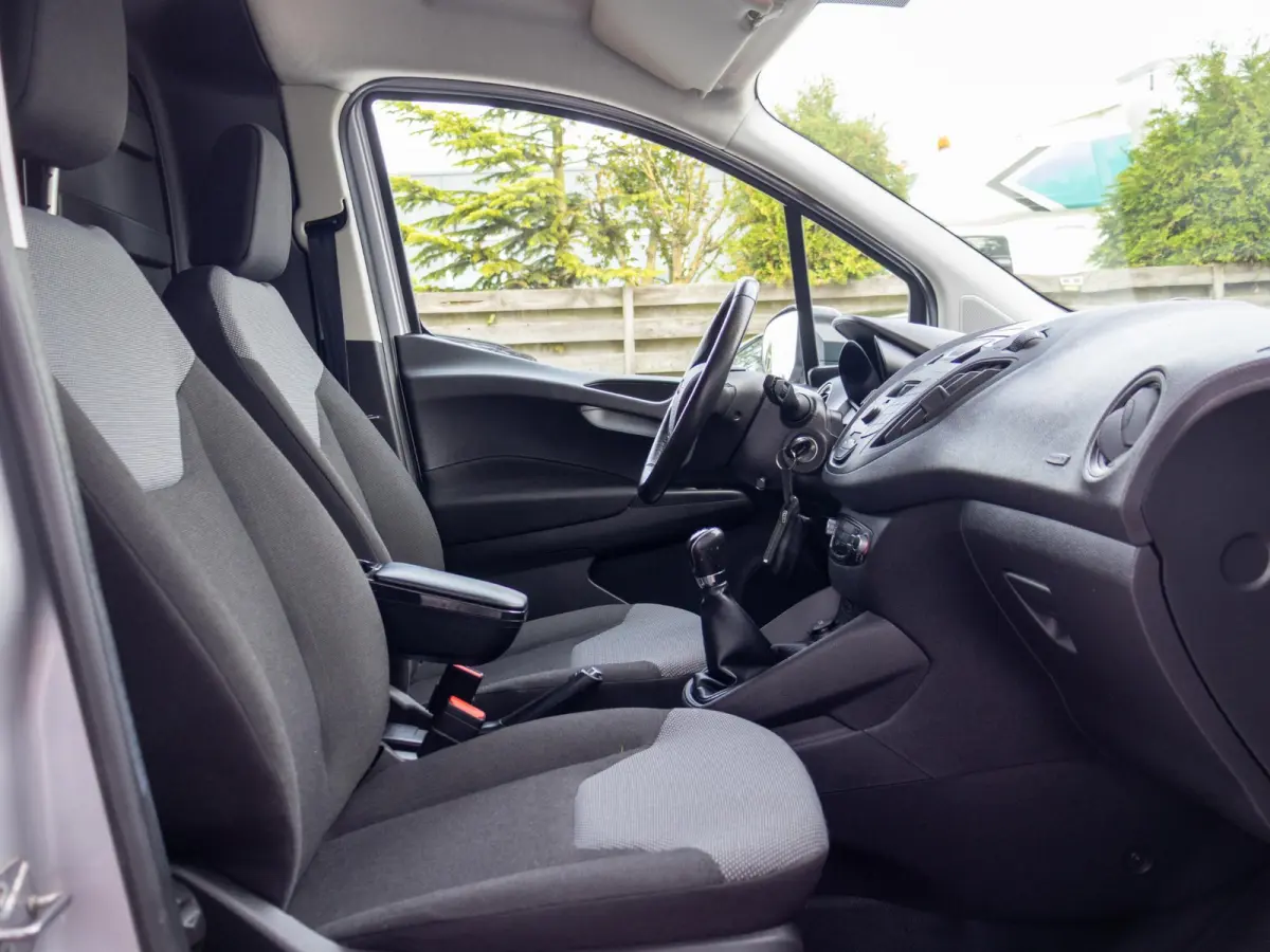 1.5 TDCI Economy Edition Cruise control Verwarmde voorruit