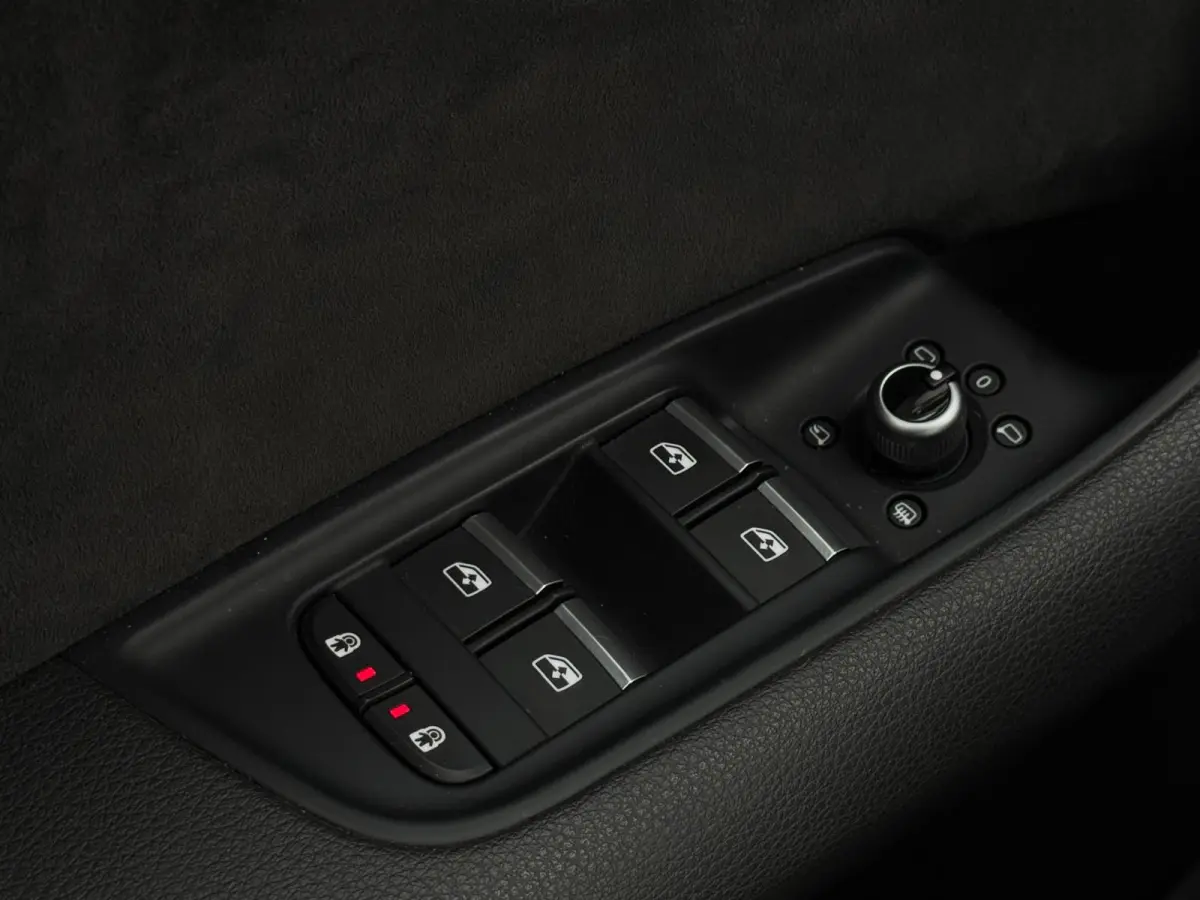 SQ7 4.0 TFSI SQ 7 quattro 7p FULL PANO|LEDER|LED|SPORTVELGEN