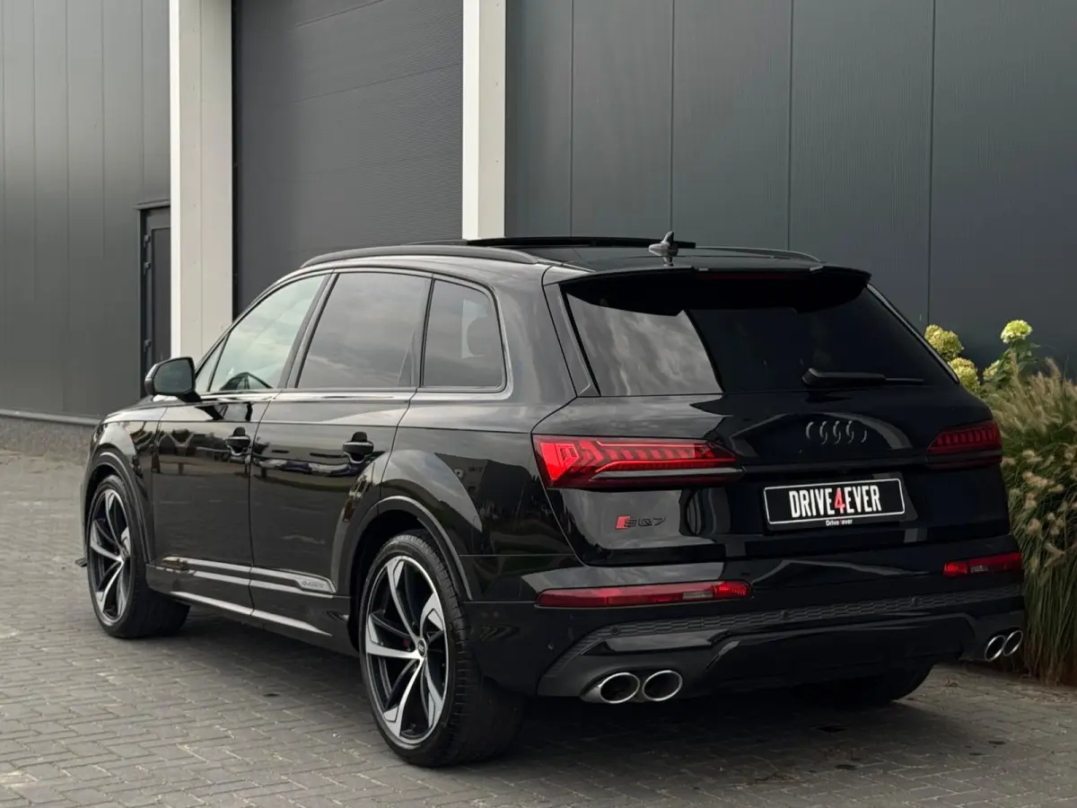 SQ7 4.0 TFSI SQ 7 quattro 7p FULL PANO|LEDER|LED|SPORTVELGEN
