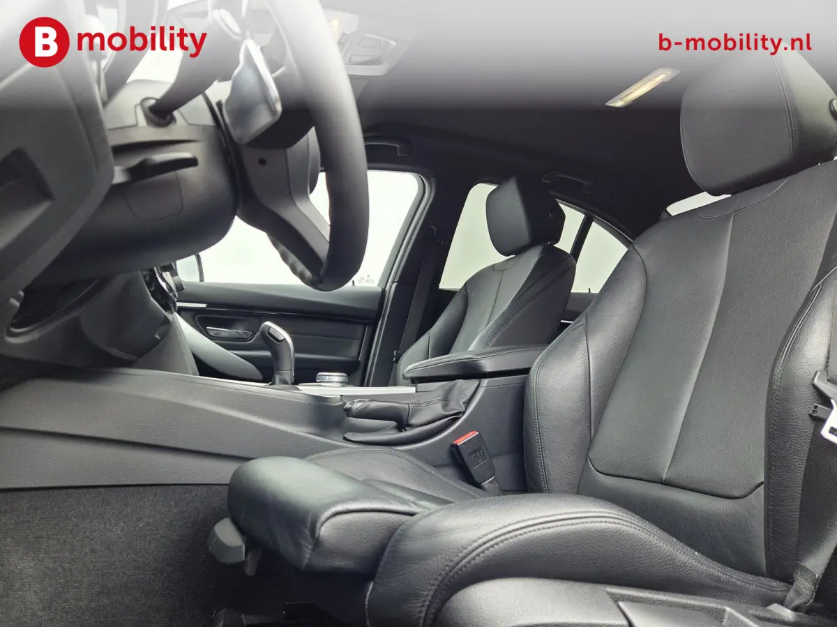 320i High Executive M-Sport Apple CarPlay NL Auto! | Hifi | DAB | Leer | Cruise Control | Navigatie